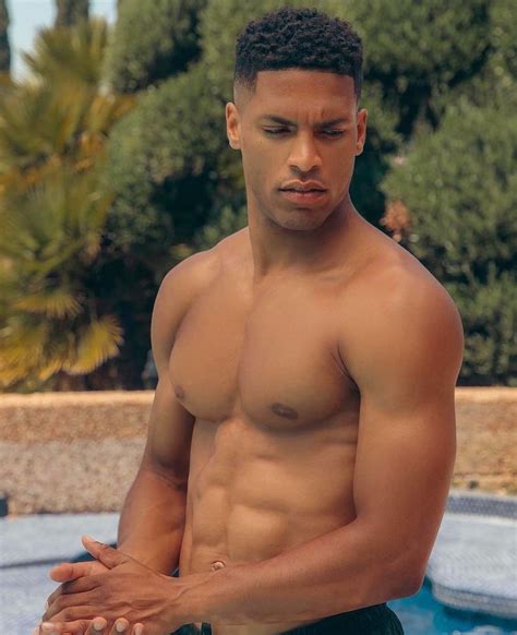 Boy Box Rebellion – @gary0206 on Tumblr.